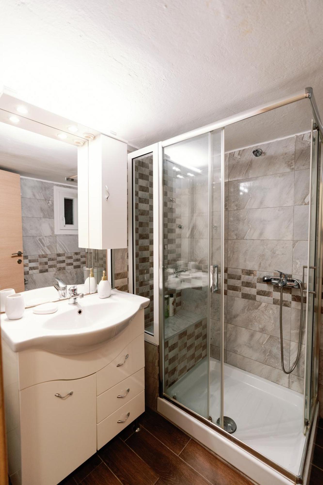 El.Venizelos Quiet Lux Apt. Thessaloníki Ngoại thất bức ảnh